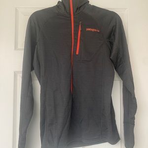 Patagonia R pullover